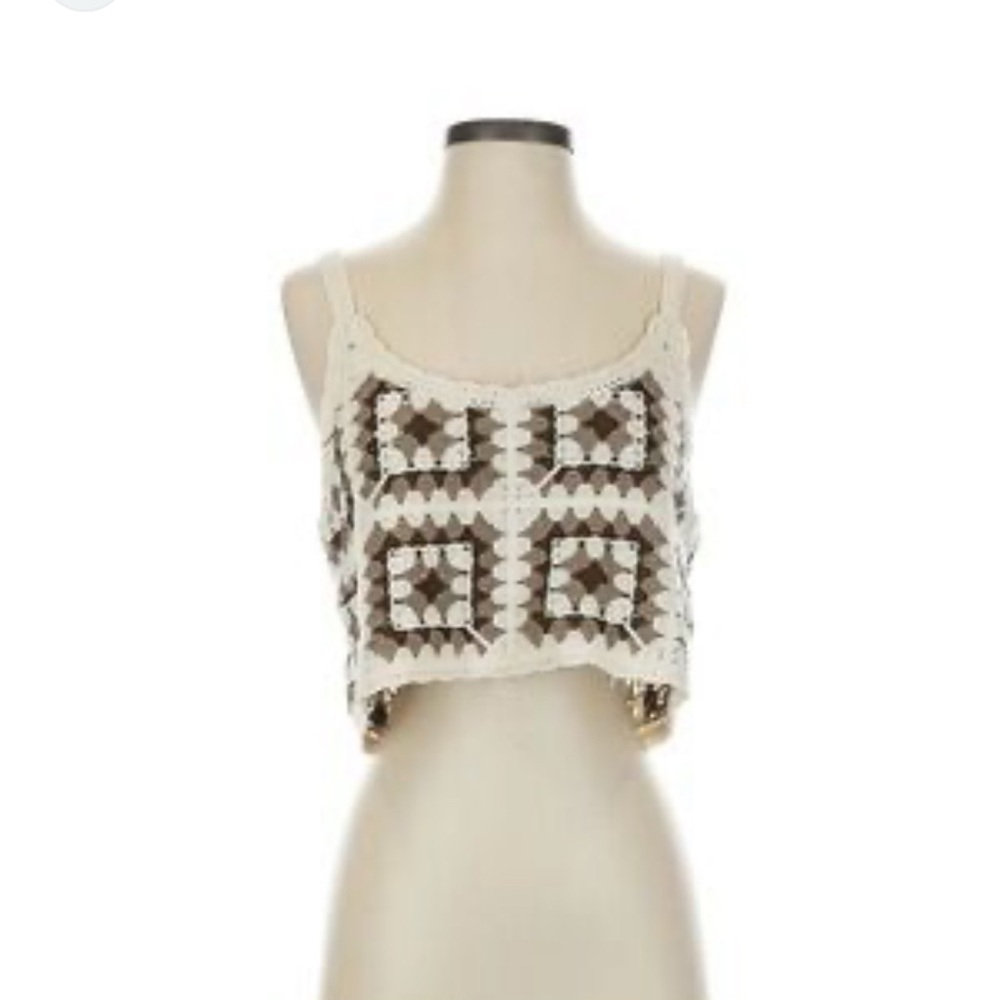 3/$20 bundle deal grannySquare crop top Geometric Crochet Crop Top - Cream Brown